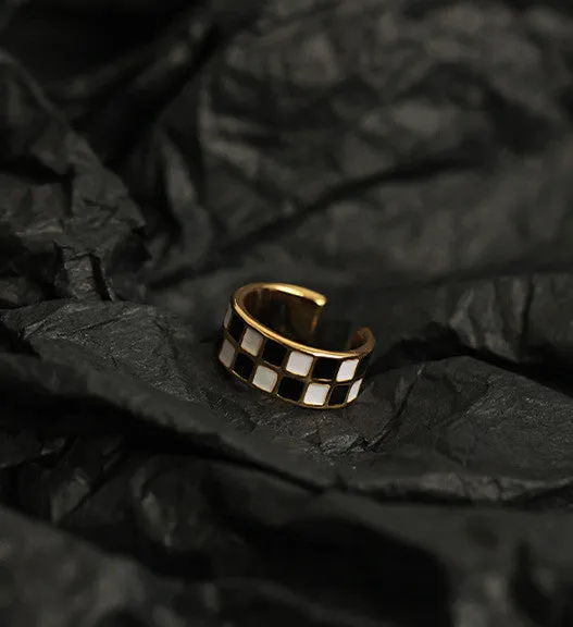 Earrings Refined by AnnaKaci Checkered Stainless Steel Gold Plated Ear Cuff