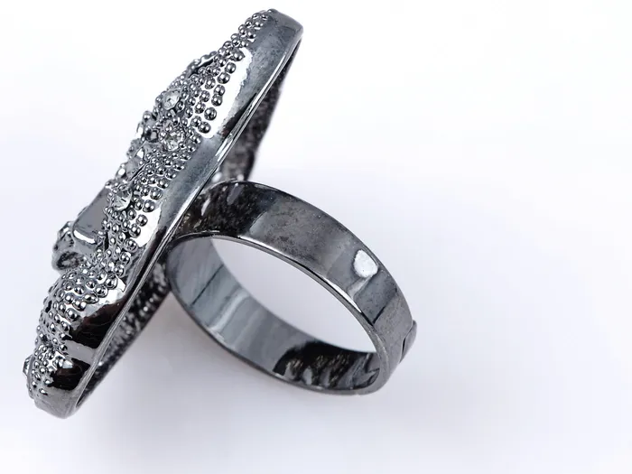 Gun Filigree Face Of Cheetah Encrusted Ring Alilang Rings