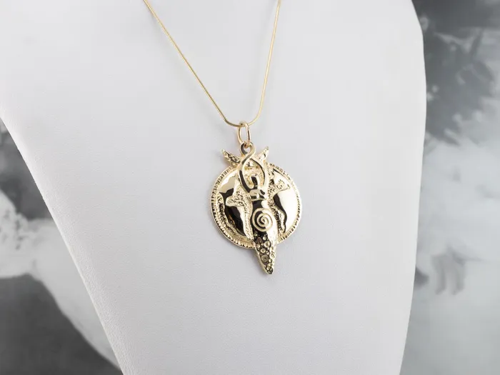Market Square Jewelers PreStyled Sets Earth Goddess Heavy Gold Pendant