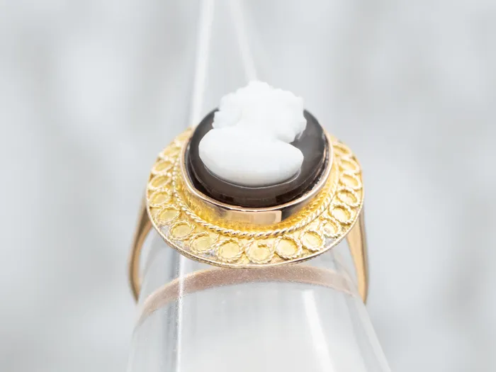 Market Square Jewelers Rings Antique Gold Sardonyx Cameo Ring