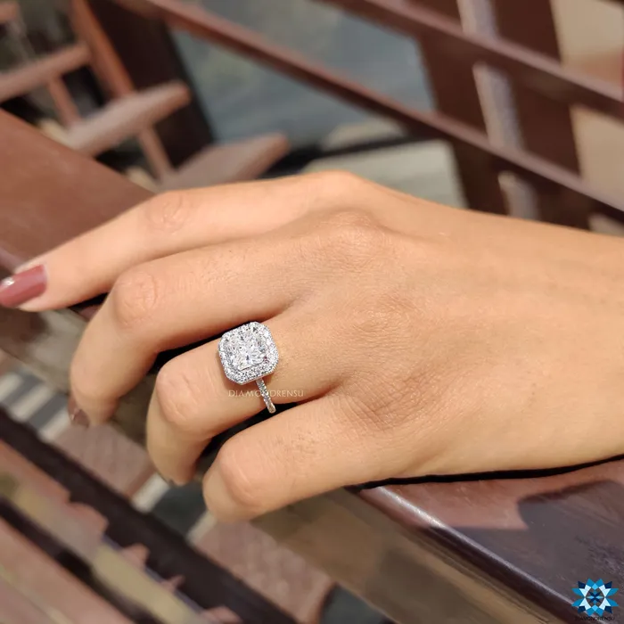 Diamondrensu 222 TW Radiant Cut Classic Pave Halo Moissanite Diamond Engagement Ring Rings