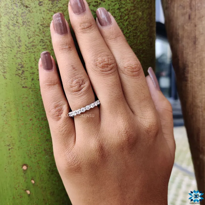 Diamondrensu Eternity Ring Round Cut Moissanite Band Rings