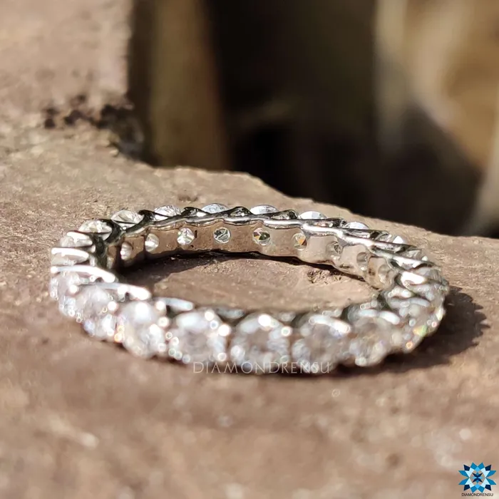 Diamondrensu Eternity Ring Round Cut Moissanite Band Rings