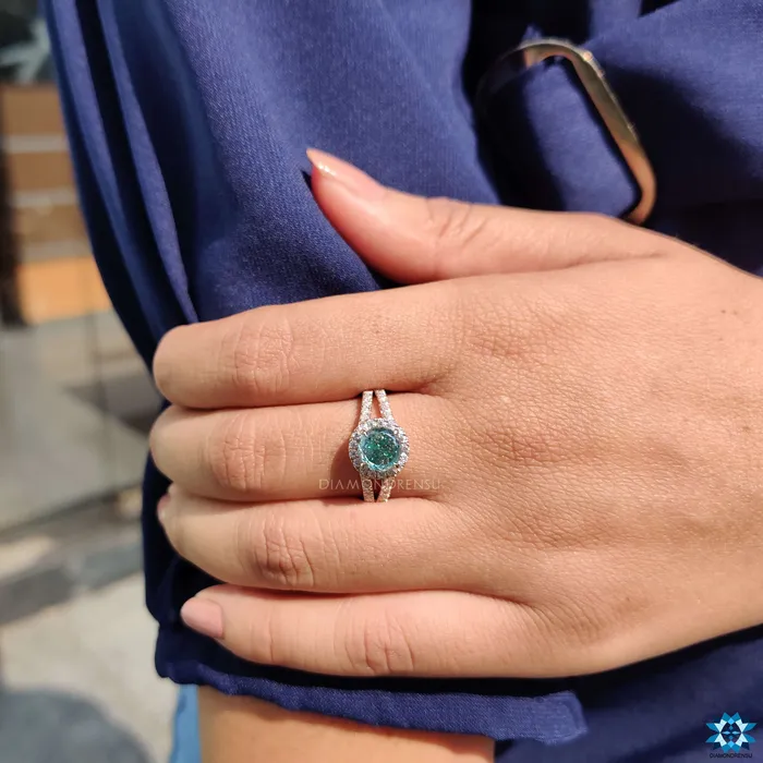 Diamondrensu Rings 386 TW Portuguese Cut Cyan Blue Moissanite Halo Engagement Ring Split Shank Ring