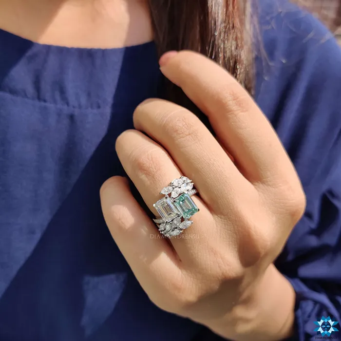 Diamondrensu Rings Vintage Style 493 TW Emerald Cut Unique Moissanite Engagement Ring Decorative Bypass Pave Moissanite Ring