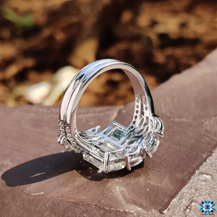 Diamondrensu Rings Vintage Style 493 TW Emerald Cut Unique Moissanite Engagement Ring Decorative Bypass Pave Moissanite Ring