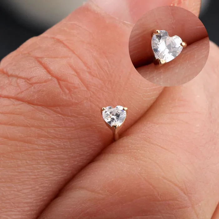OUFER BODY JEWELRY Earrings 14K Gold 20G Heart CZ Bone Nose Stud OUFER BODY JEWELRY Earrings 14K Gold 20G Heart CZ Bone Nose Stud