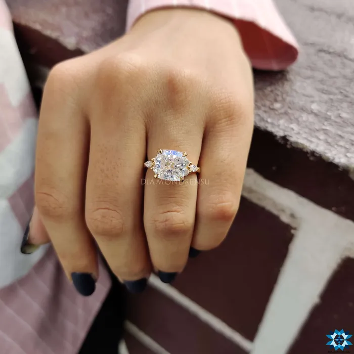 Rings Diamondrensu 489 TCW Cushion Brilliant Cut Moissanite Muse Engagement Ring Rings Diamondrensu 489 TCW Cushion Brilliant Cut Moissanite Muse Engagement Ring