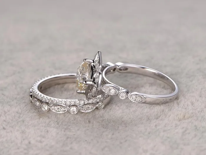Rings Flawless Moissanite Vintage Style Bridal Ring Set Cushion Cut