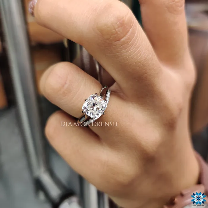 Rings Moissanite Bridal Set 234 CT Cushion Cut Moissanite Engagement Ring with Matching Curved Wedding Band Anniversary Gift for Her Diamondrensu